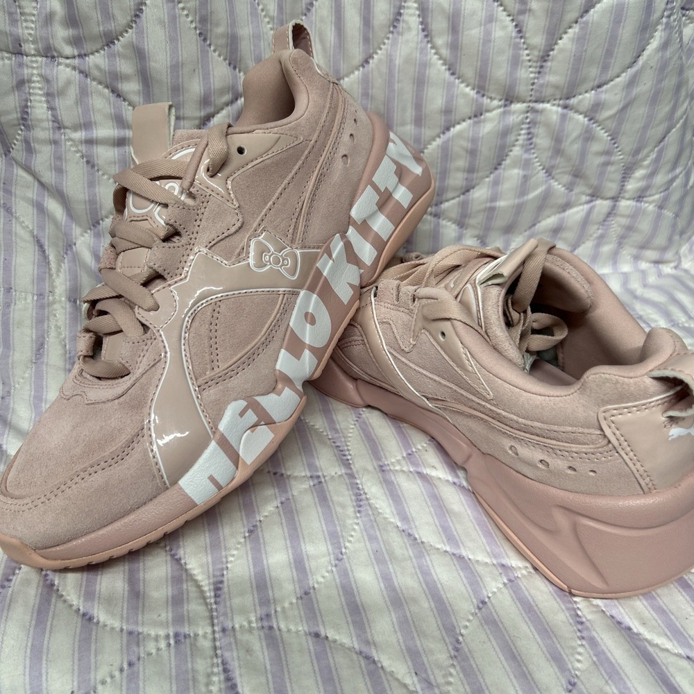 Puma X Hello Kitty Nova 2 2019 Sanrio Edition Sneakers Pink Size 9 Brand New